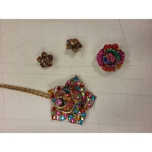 Rhinestone Flower Jewelry Set Colorful Necklace Earrings Brooch Floral Design